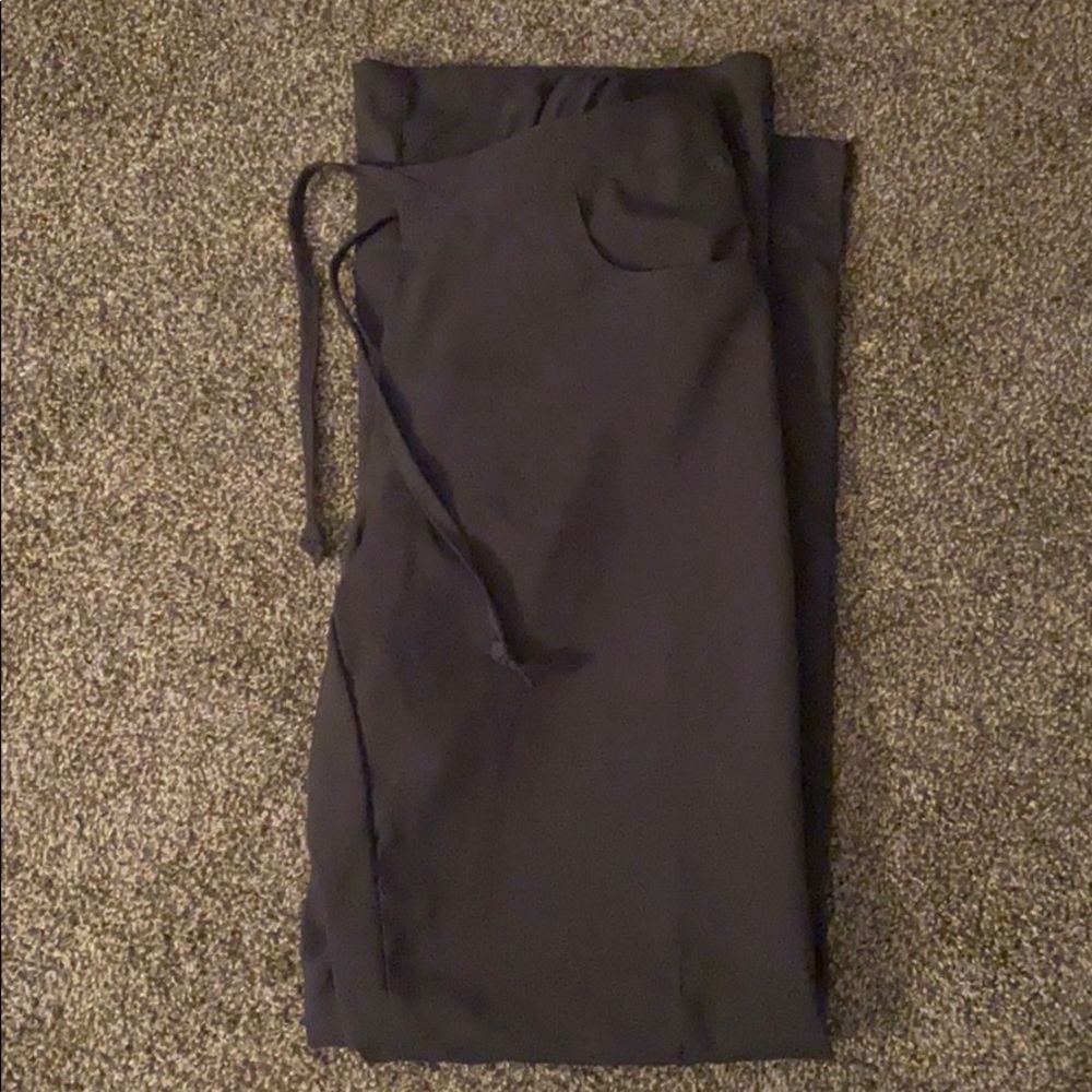 Scrub set - Picture 2 of 2